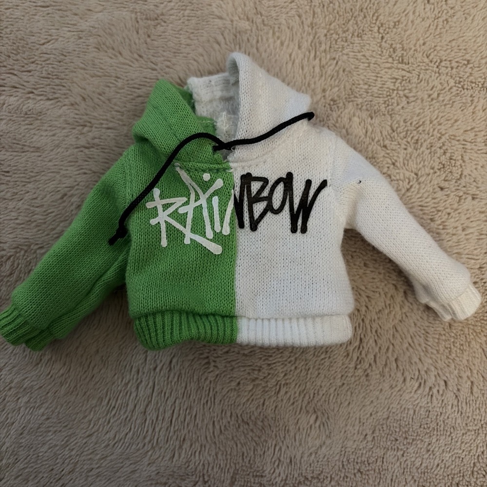 Rainbow High Deluxe Fashion Closet Green & White Hoodie Shirt Sweatshirt Clothes